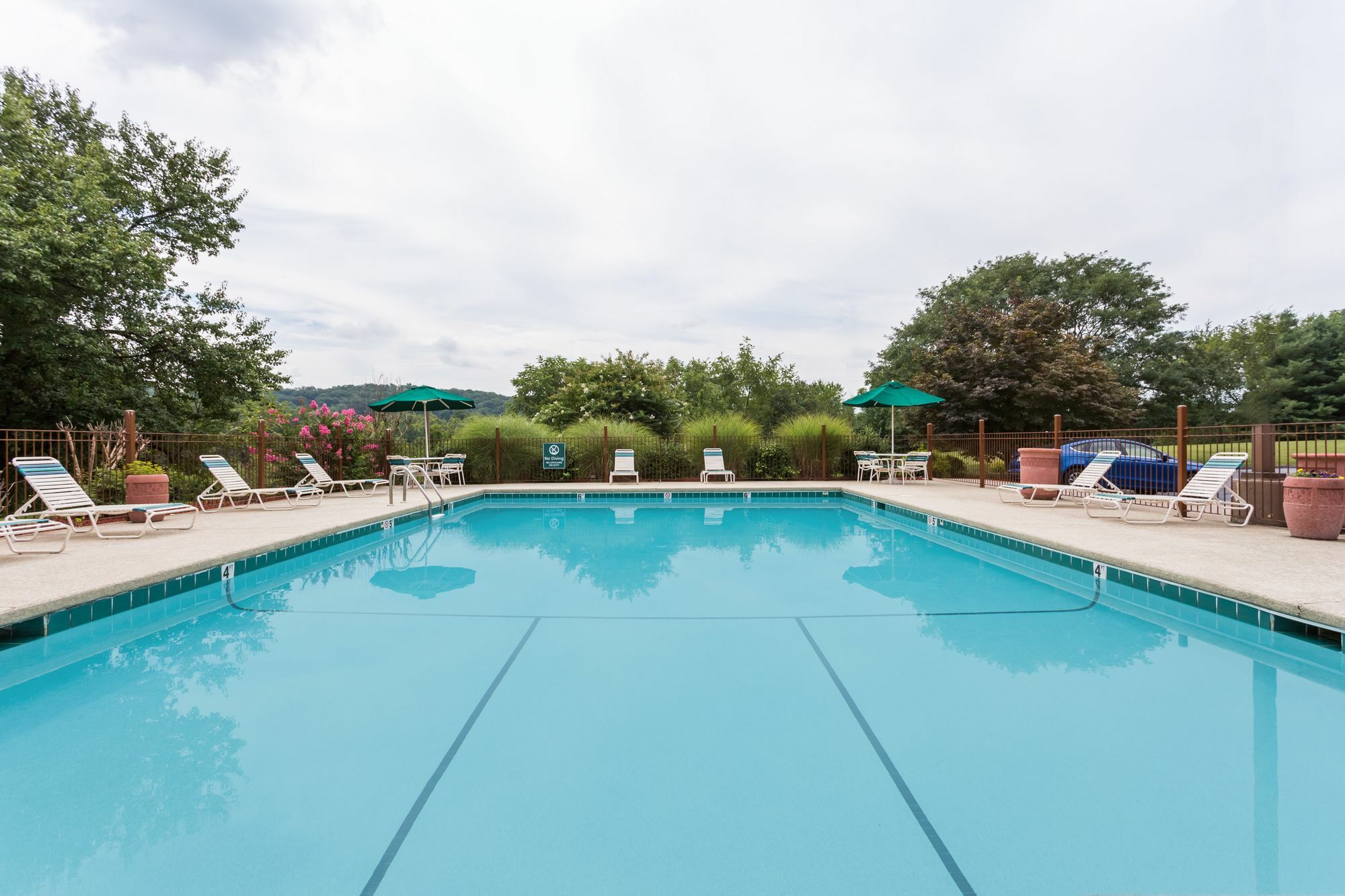 Extended Stay America Suites - Бристол Екстериор снимка